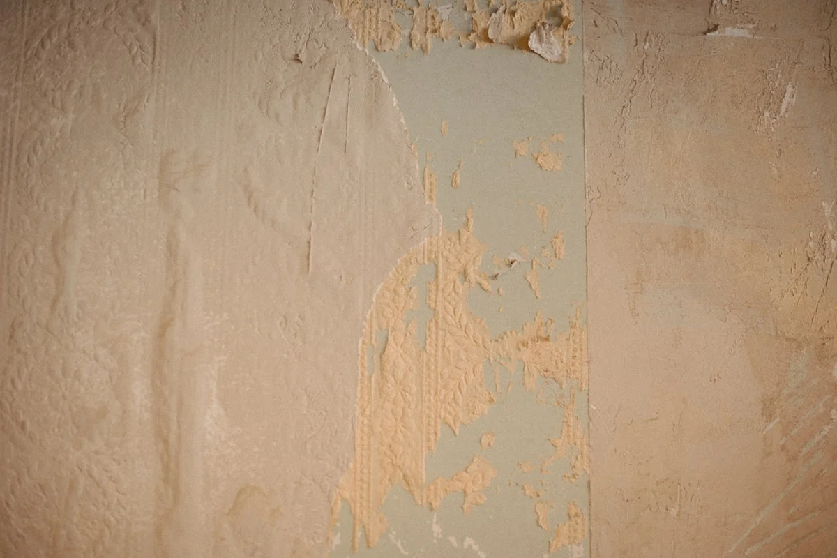 Winter interior painting market in Pittsburgh showing seasonal contractor availability and project opportunities